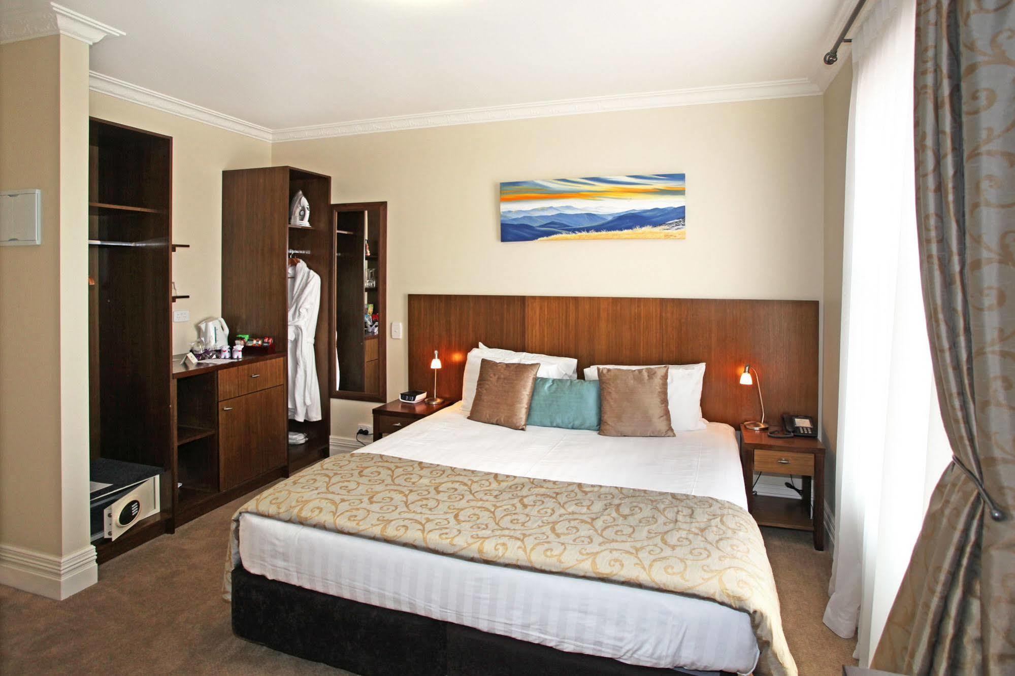 Tuakau Hotel Buitenkant foto